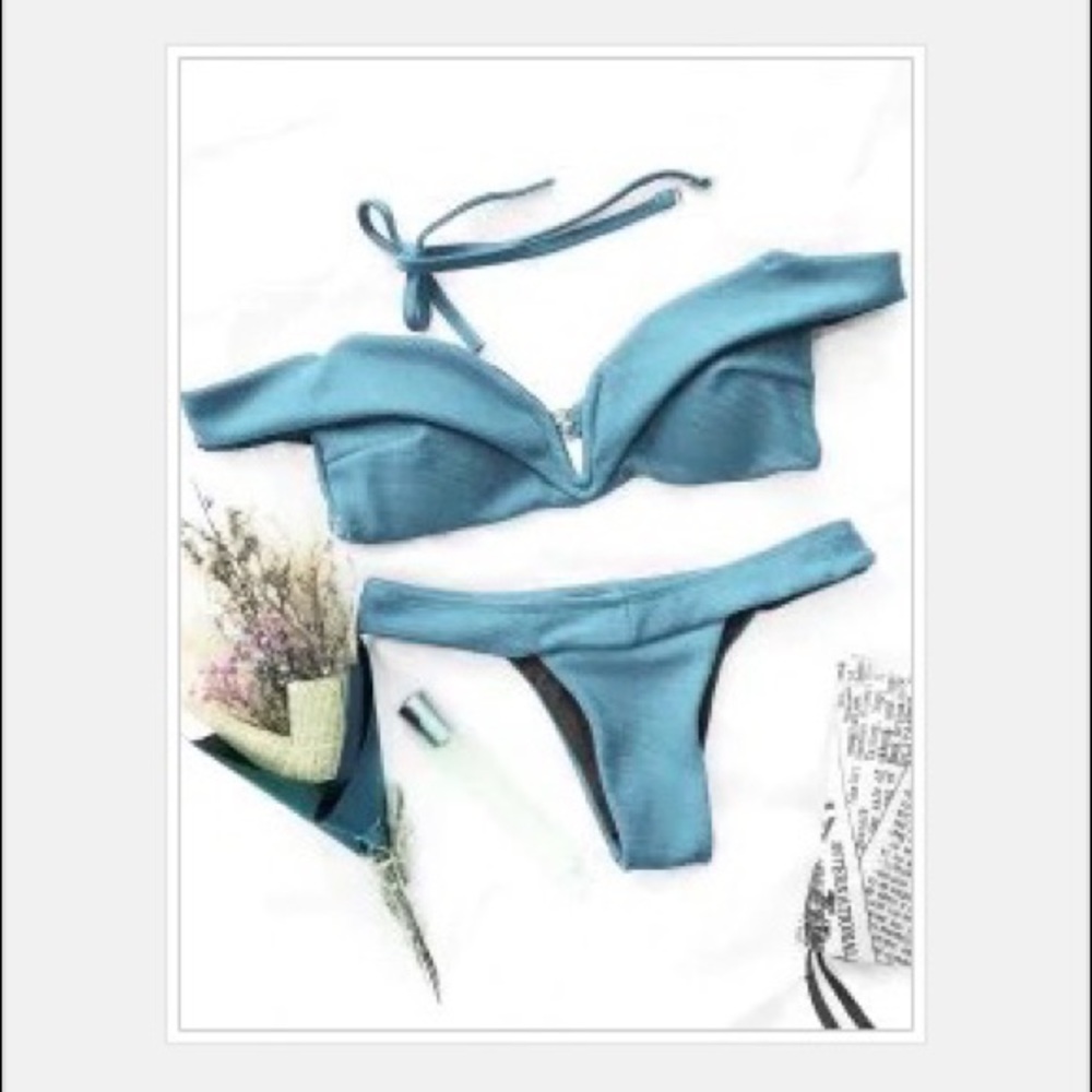 Zaful Baby Light Blue V Plunge off shoulder Bikini